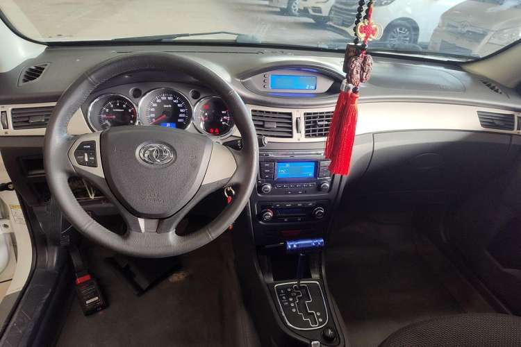 Used Dongfeng Aeolus H30 2012 CROSS 1.6L Automatic Zunyi Model
