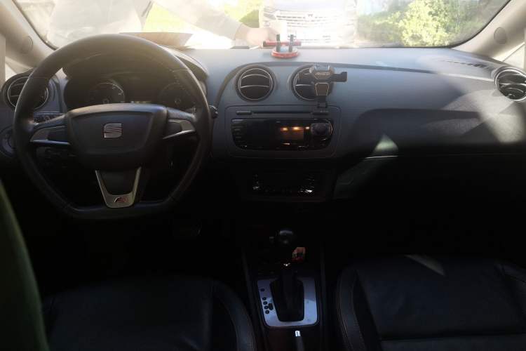 Used Seat Ibiza 2013 1.4TSI Travel Edition FR
