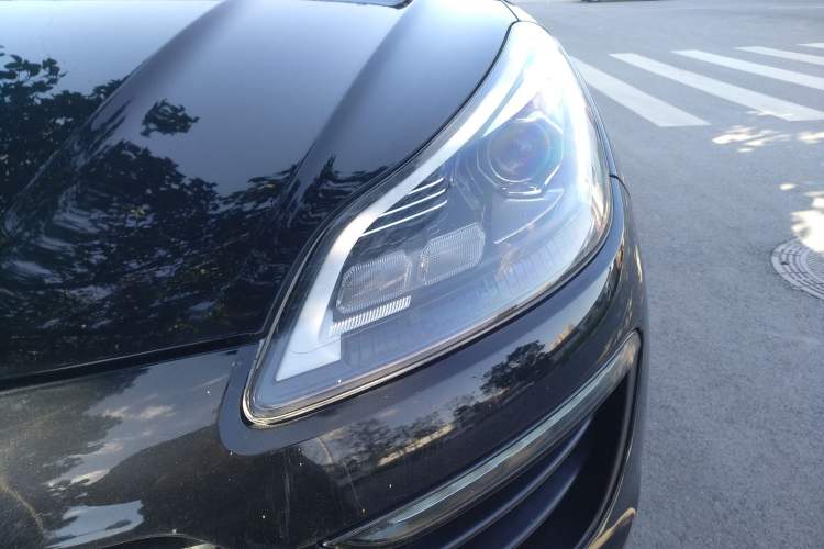 Used Zotye SR9 2017 2.0T Automatic Ultimate Road Edition