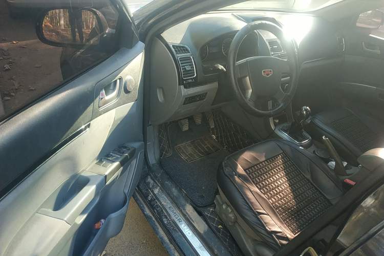 Used Geely Auto Classic Emgrand 2013 Sedan 1.5L Manual Entry-Level Model