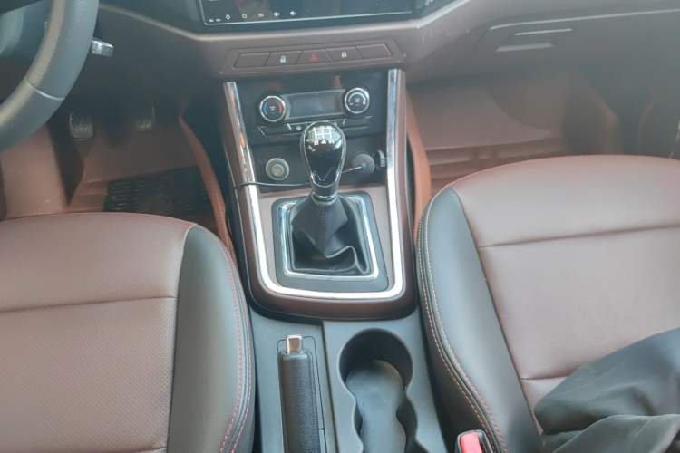 Used Lifan Auto Myway 2016 1.5L Manual Comfort Edition
