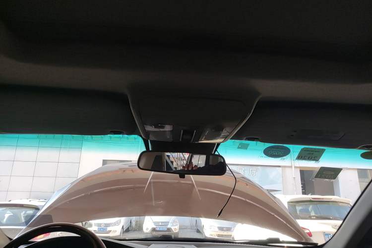 Used Luxgen Great 7 SUV 2013 Limited-Edition Sharp Model 2.2T Two-Wheel-Drive Smart Version