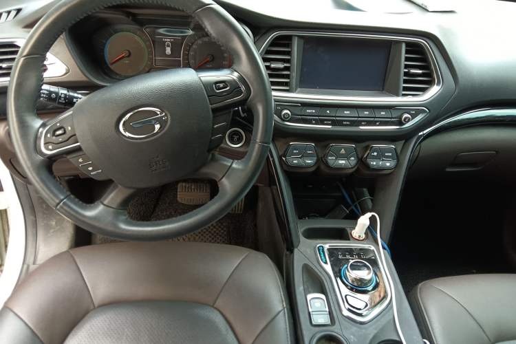 Used GAC Trumpchi GS4 New Energy 2017 1.5L PHEV Smart Enjoyment Edition Center Console