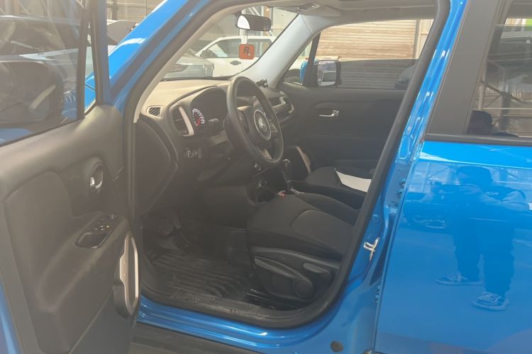 Used Jeep Renegade 2017 180T Automatic High-Energy Version