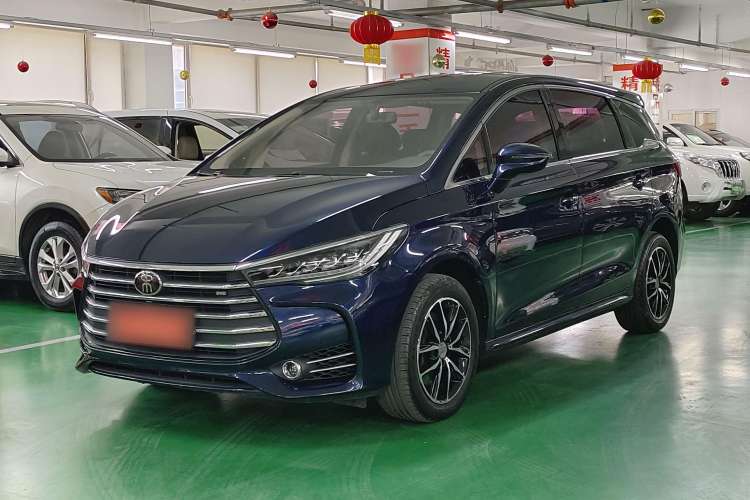 Used BYD Song MAX 2018 1.5T Manual Smart Connect Luxury 6-Seater
