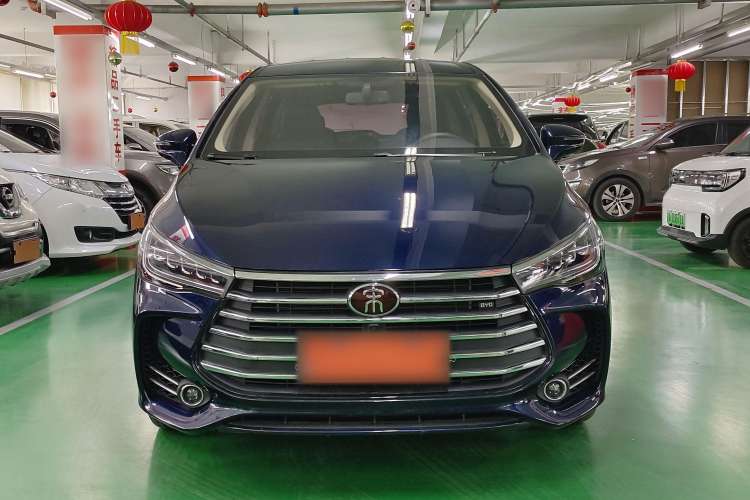 Used BYD Song MAX 2018 1.5T Manual Smart Connect Luxury 6-Seater Exterior 1