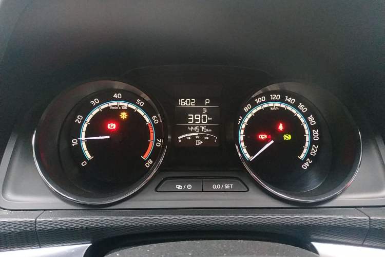 Used Skoda Kamiq 2020 1.5L Automatic Comfort Edition Instrument Cluster