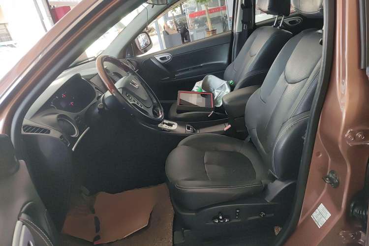 Used Luxgen Great 7 SUV 2013 Limited-Edition Sharp Model 2.2T Two-Wheel-Drive Smart Version