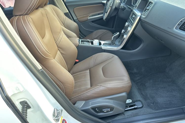 Used Volvo S60 New Energy 2015 S60L E-Drive Hybrid T6 Smart Drive Edition