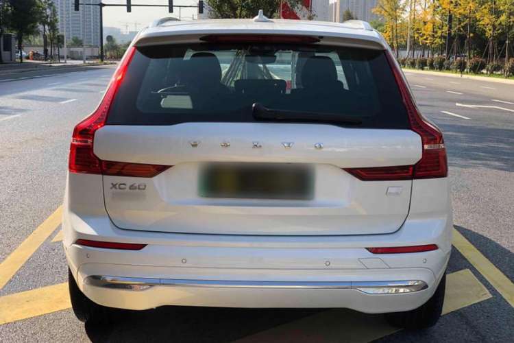 Used Volvo XC60 New Energy 2022 T8 Plug-in Hybrid All-Wheel Drive Smart Luxury Edition
