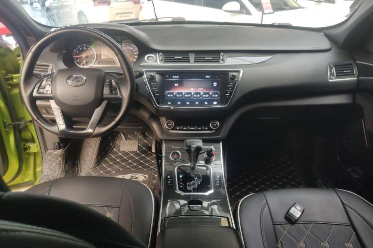 Used Land X7 2015 2.0T Panoramic Luxury Edition
