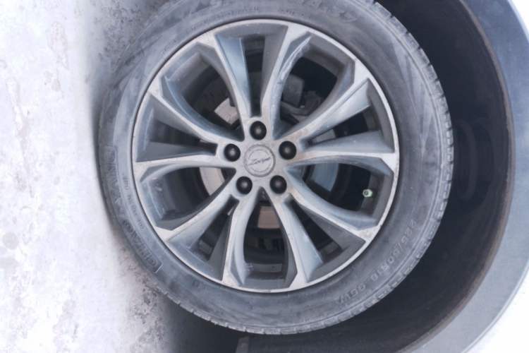 Used Zotye T500 2018 1.5T Automatic Smart Connected Prestige Model
