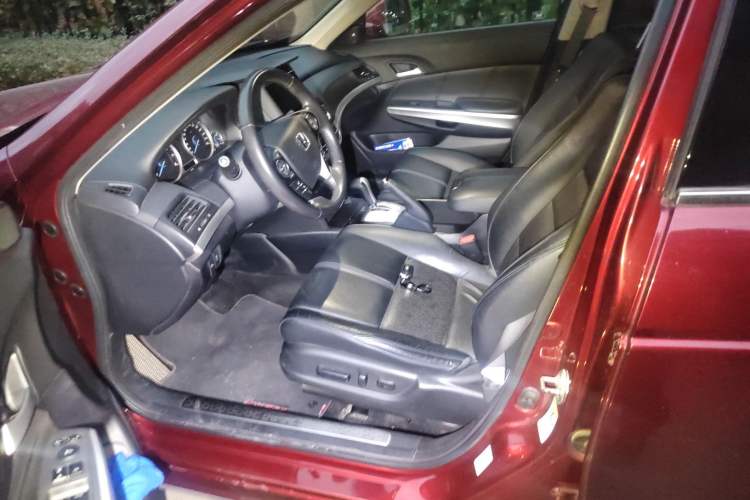 Used Honda Crosstour 2014 2.4L Luxury Edition