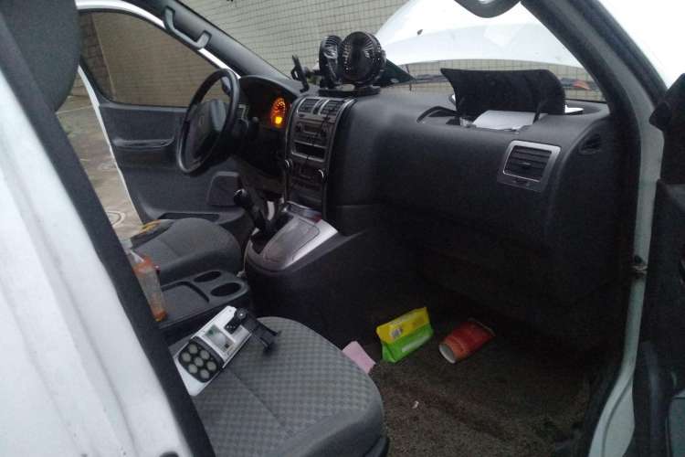 Used Jinbei Express 2020 2.0L Upgraded Version China VI Standard 6-Seater 1TZS