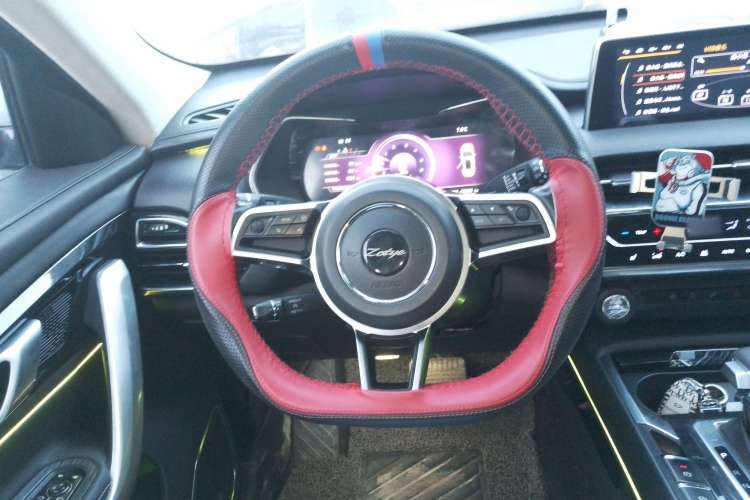 Used Zotye T500 2018 1.5T Automatic Smart Connected Prestige Model
