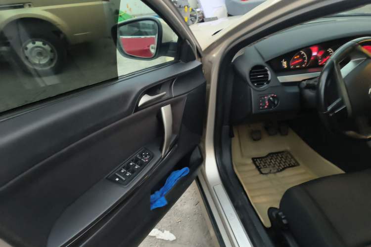 Used MG 6 2014 Hatchback 1.8L Manual Value Edition