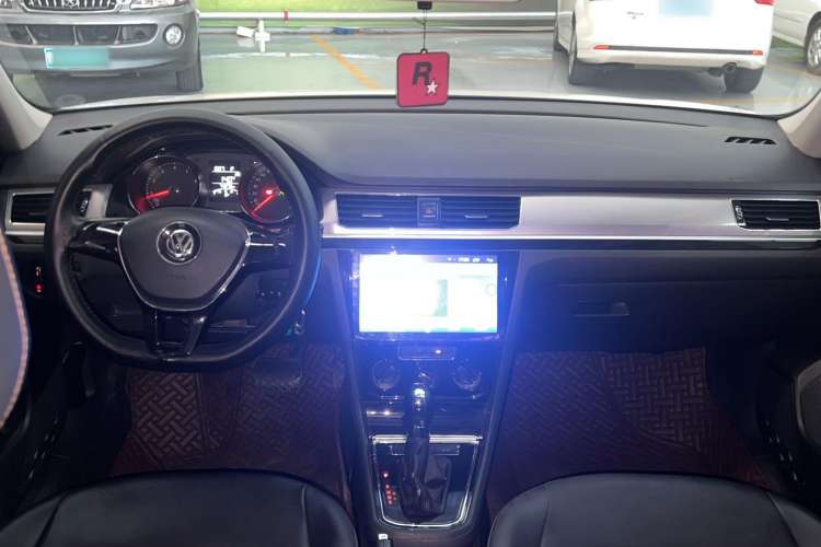 Used Volkswagen Bora 2016 230TSI DSG Comfort Model
