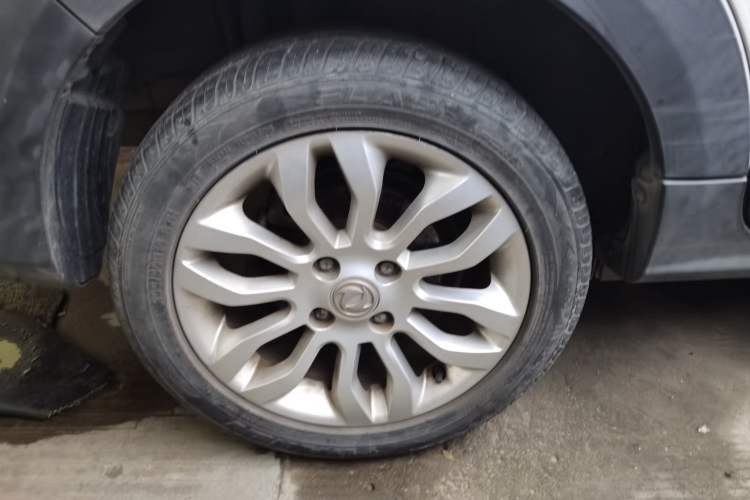 Used Dongfeng Aeolus AX3 2016 1.5L Manual ZhiKu Model
