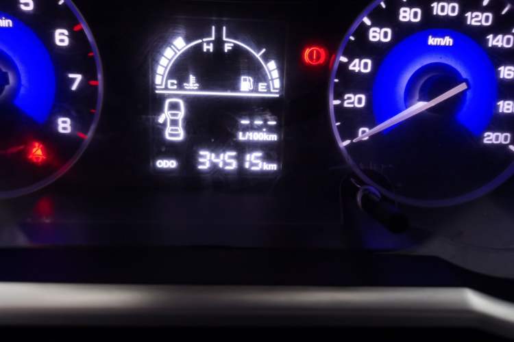 Used Dongfeng Aeolus AX3 2016 1.5L Manual ZhiKu Model
