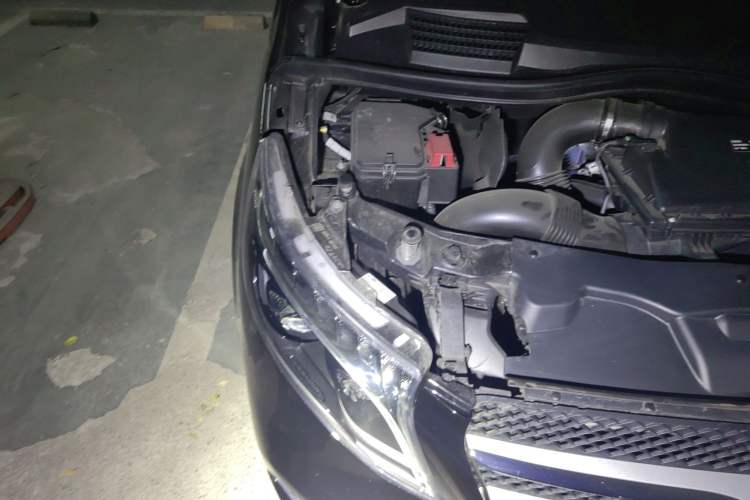 Used Mercedes-Benz V-Class 2022 V 260 Avantgarde Edition