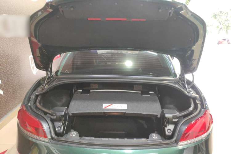 Used BMW Z4 2013 sDrive20i Leading Model
