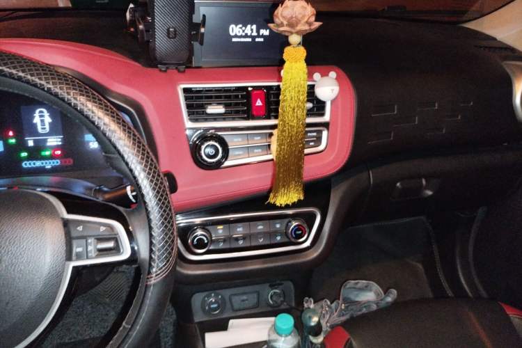 Used JAC iEV6E 2018 Sport Version iEV6E Smart Edition Audio And AC Panel