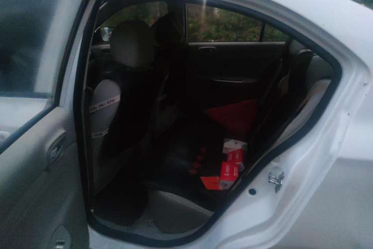 Used Changan Alsvin V3 2015 1.4L Manual Meiruan Model China V Standard