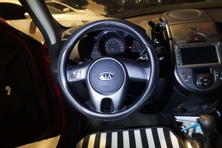 Used Kia Soul 2013 1.6L AT Premium
