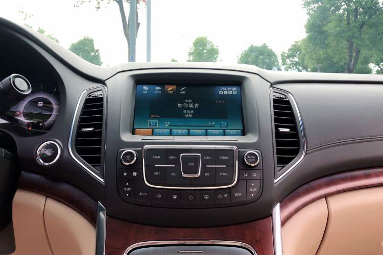 Used Roewe 950 2012 2.4L Luxury Edition
