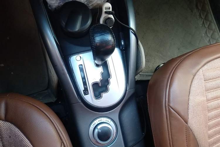 Used Mitsubishi 2012 Kicks 2.0 Sport Navigation Edition
