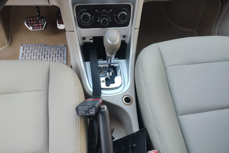 Used Peugeot 307 2013 Hatchback 1.6L Automatic Comfort Edition