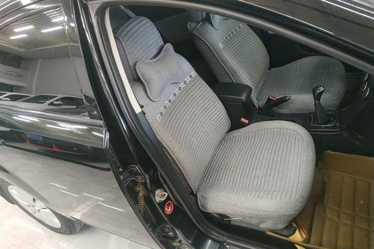 Used Haima Fumei 2012 Sedan 1.6L Manual Fashion Edition