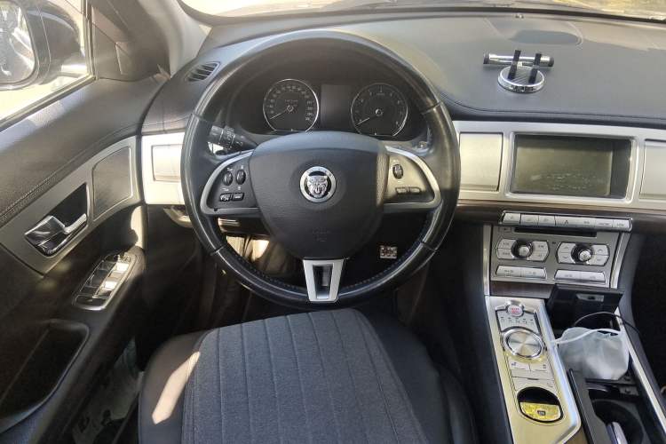 Used Jaguar XF 2013 XF 2.0T Luxury Edition
