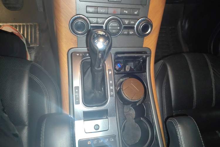 Used Land Rover Range Sport 2012 3.0 TDV6 HSE Diesel Edition Gear Lever