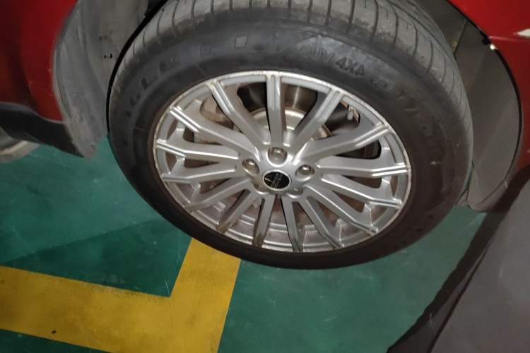 Used Land Rover Range Sport 2012 3.0 TDV6 HSE Diesel Edition Right Front Wheel Hub