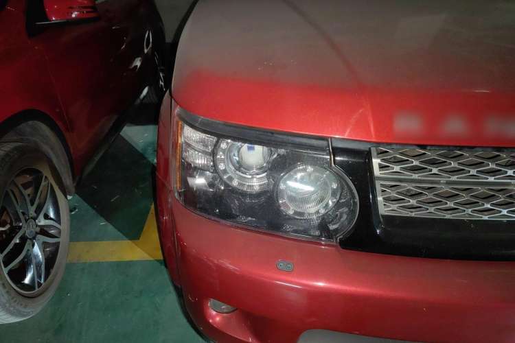 Used Land Rover Range Sport 2012 3.0 TDV6 HSE Diesel Edition Right Front Headlight