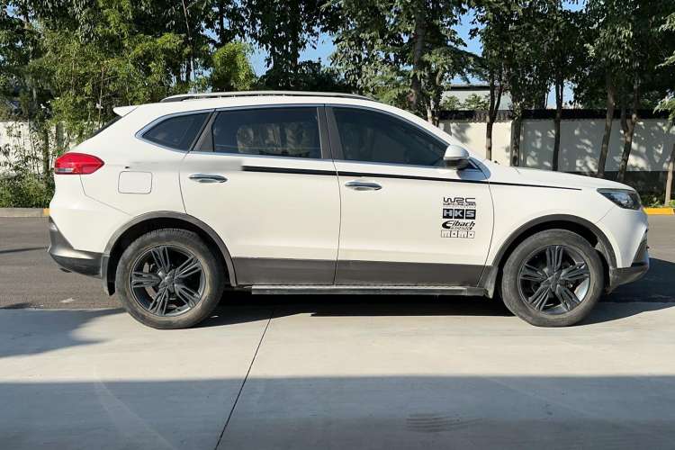 Used Leopaard CS10 2016 2.0T Manual New Edition
