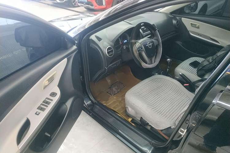 Used Haima Fumei 2012 Sedan 1.6L Manual Fashion Edition