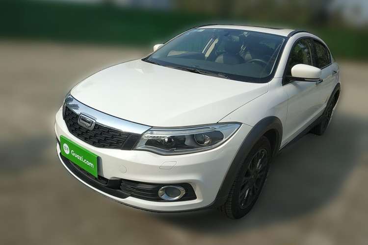 Used Qoros 3 2015 Urban SUV 1.6T Automatic Xuan Dong Party Edition