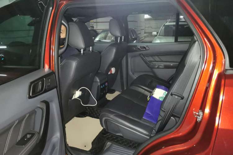 Used Ford Everest 2016 2.0T Gasoline Automatic 4x4 Flagship Edition
