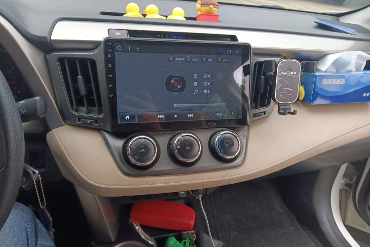 Used Toyota RAV4 2015 2.0L Manual Two-Wheel Drive Urban Edition
