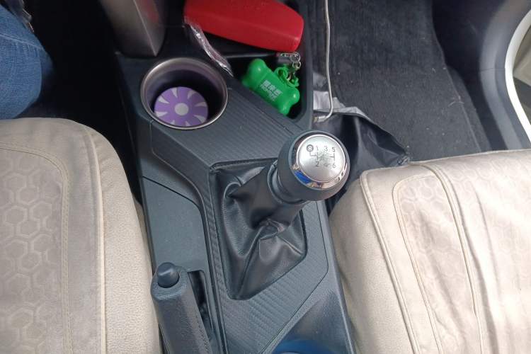 Used Toyota RAV4 2015 2.0L Manual Two-Wheel Drive Urban Edition
