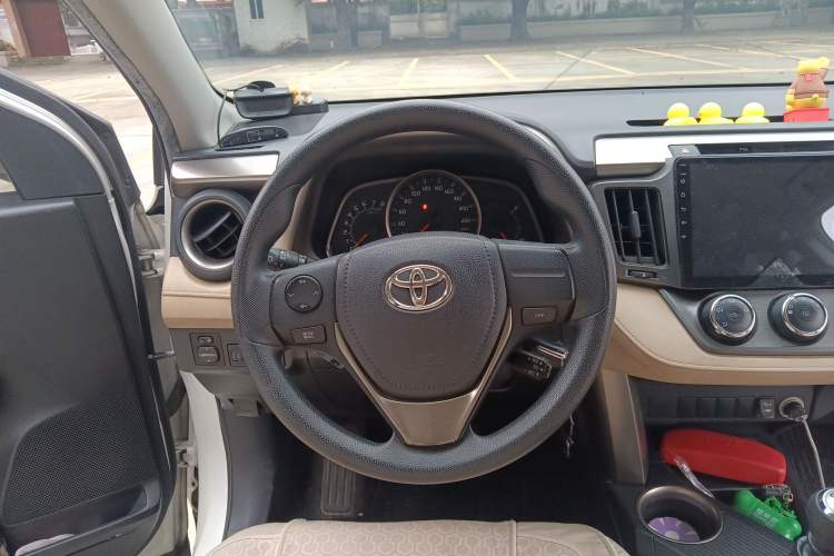 Used Toyota RAV4 2015 2.0L Manual Two-Wheel Drive Urban Edition
