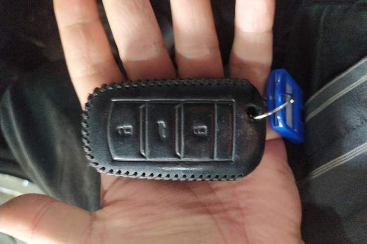 Used Land X2 2017 1.6L Manual Sharp Edition
