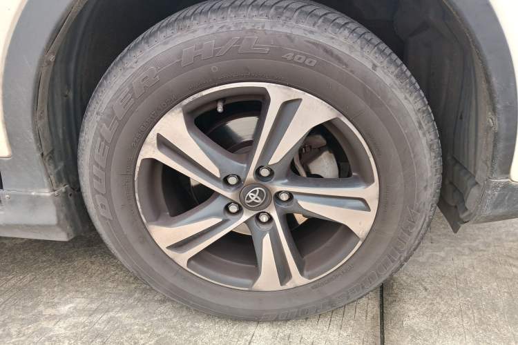 Used Toyota RAV4 2015 2.0L Manual Two-Wheel Drive Urban Edition
