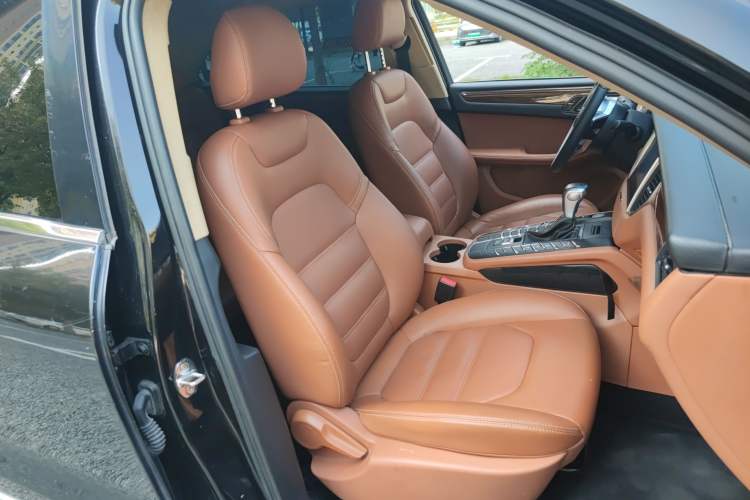 Used Zotye SR9 2017 2.0T Automatic Ultimate Road Edition