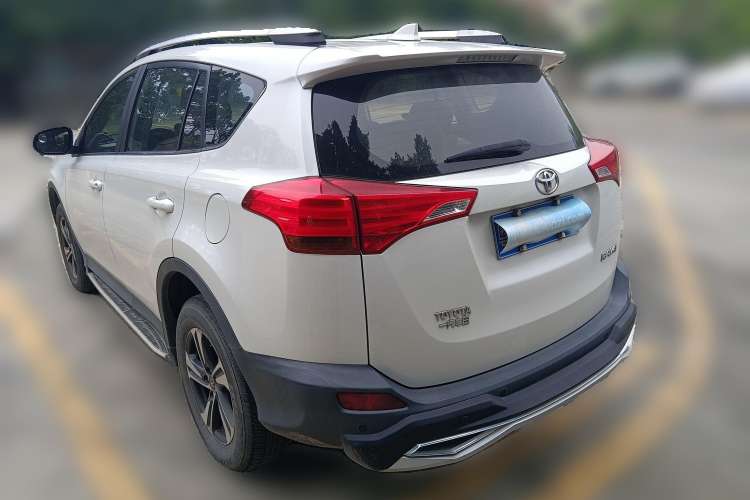 Used Toyota RAV4 2015 2.0L Manual Two-Wheel Drive Urban Edition
