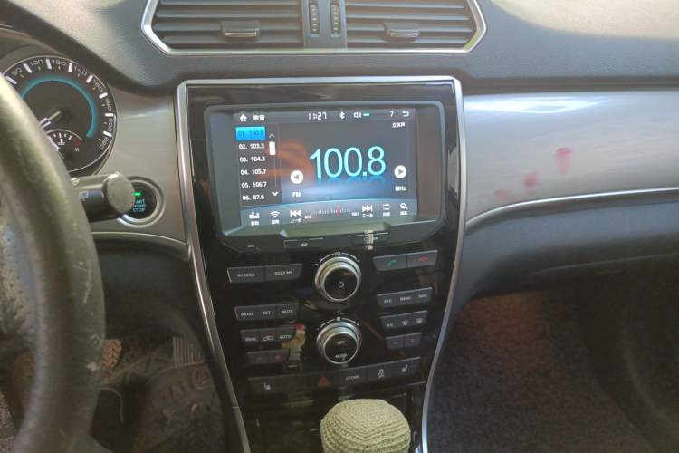 Used Haval H2 2016 Red-Label 1.5T Automatic Two-Wheel Drive Luxury Model