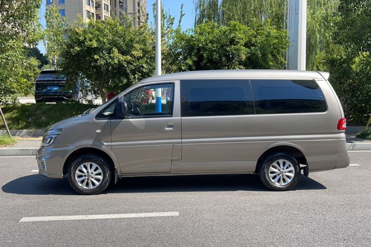 Used FORTHING Lingzhi 2018 M5L 1.6L 7-Seater Luxury Model