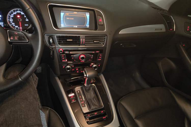 Used Audi Q5 2013 40 TFSI Technology Edition